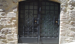 Porta classica in ferro